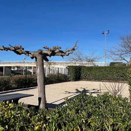 아파트 Avec Piscine Et Terrasse A 400m De La Plage Richelieu, Cap D'agde - 4 Pers. - Fr-1-749-48